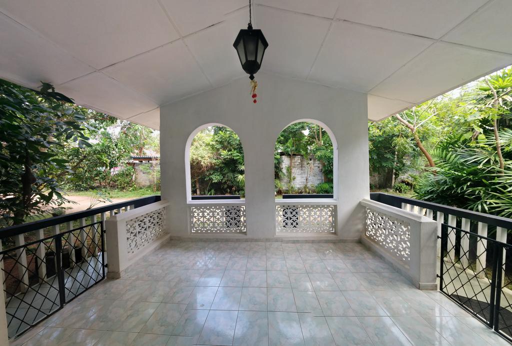 Villa Wellington à Hikkaduwa Extérieur photo